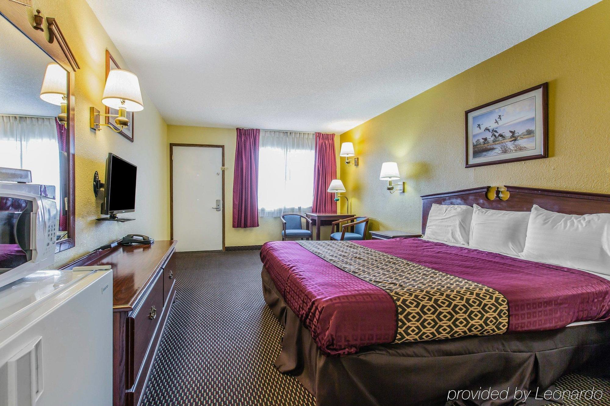 Westward Inn Crescent City Exterior photo